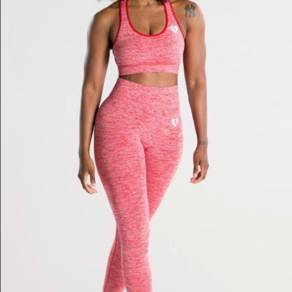 bnwt womens best workout set